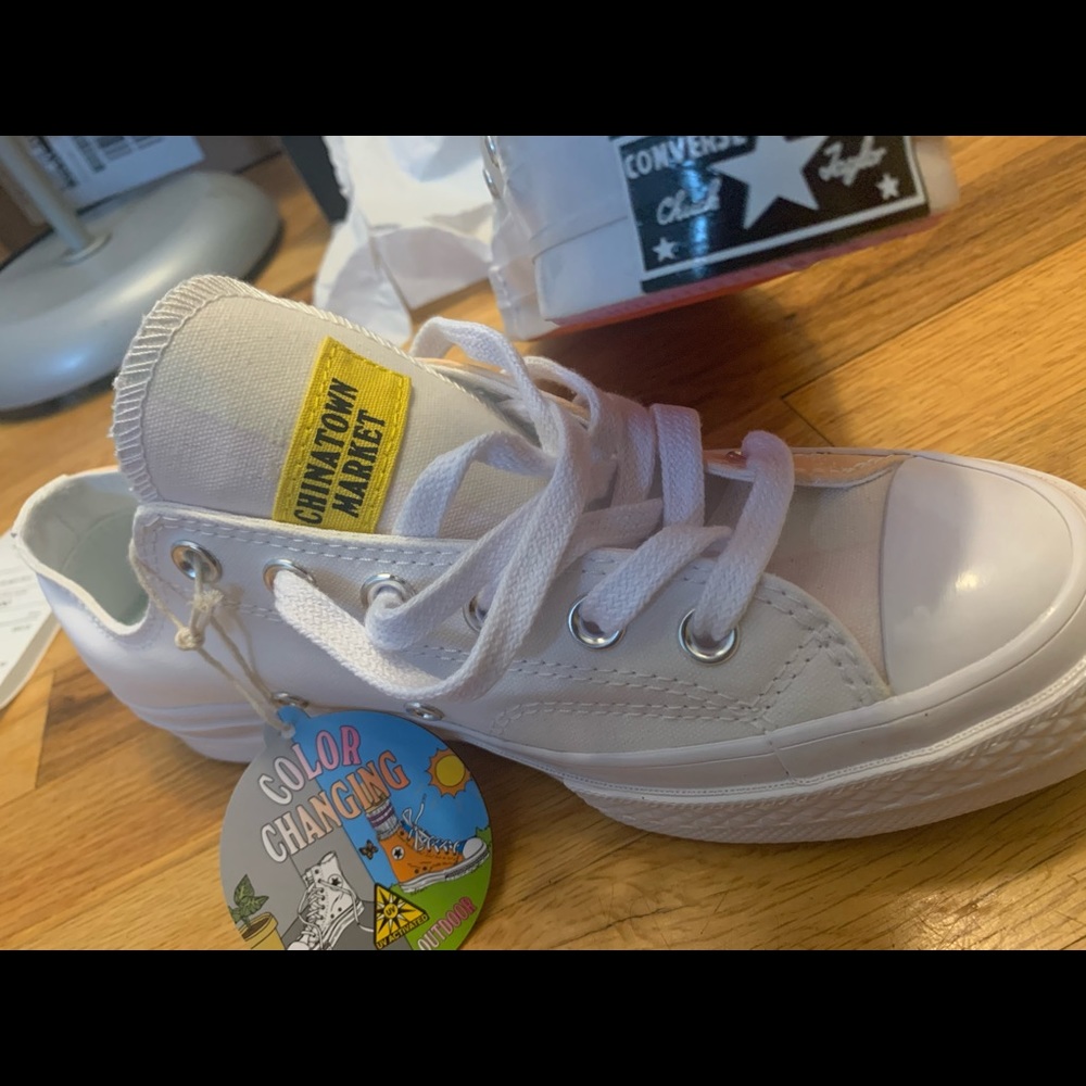 Limited edition china town market converse